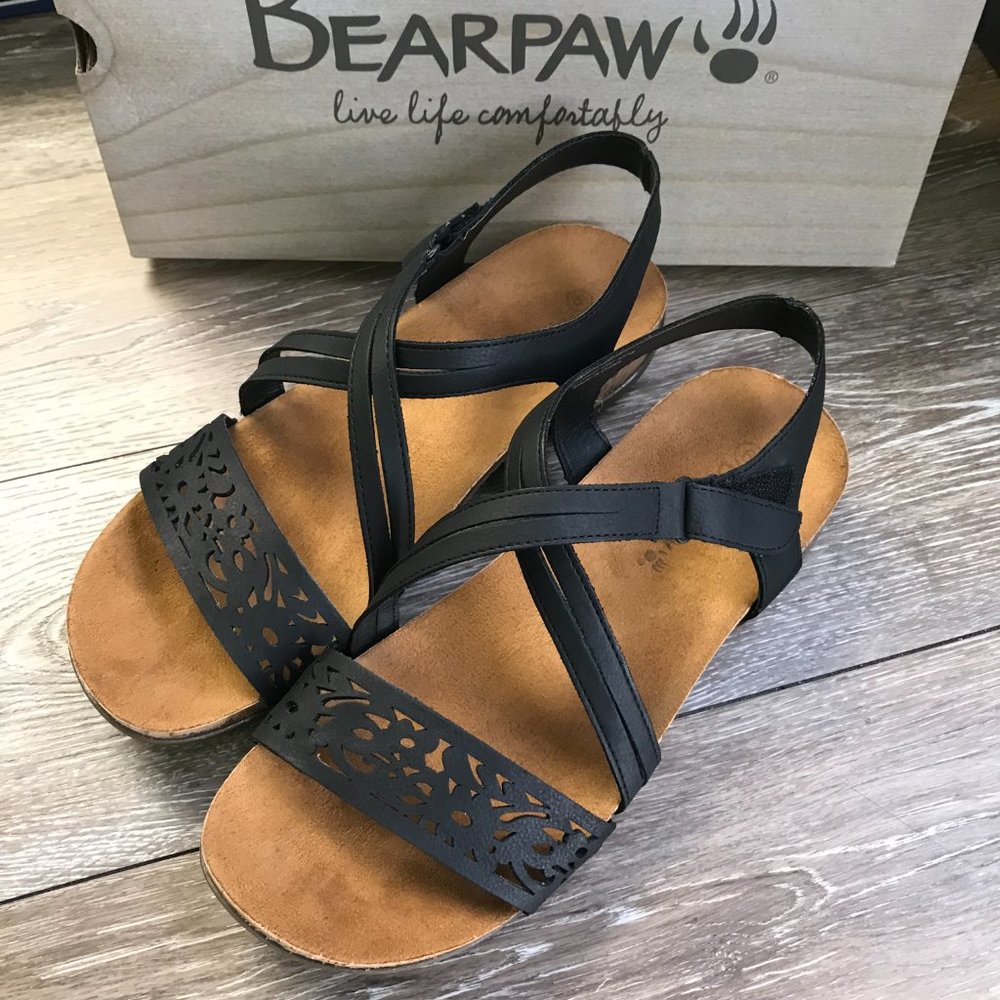 BEARPAW Glenda Black Strappy Lightweight Sandal size 9